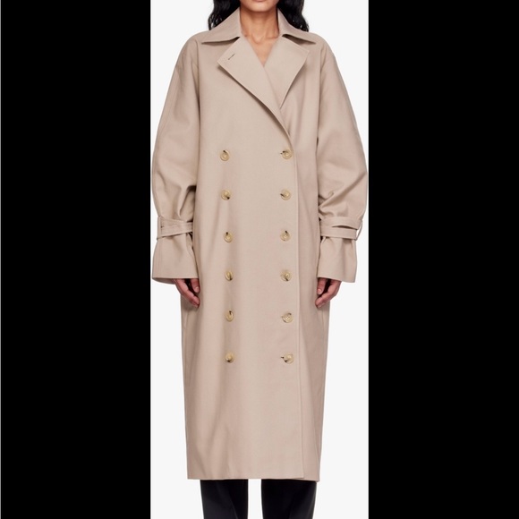 Burberry Tan Trench Coat - Picture 13 of 13